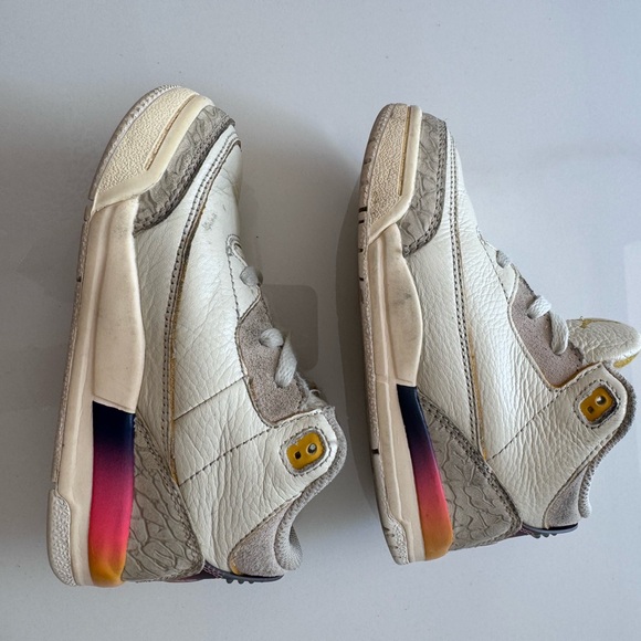 J. BALVIN X JORDAN 3 RETRO TD 'MEDELLÍN SUNSET Sz 9C - Picture 7 of 8